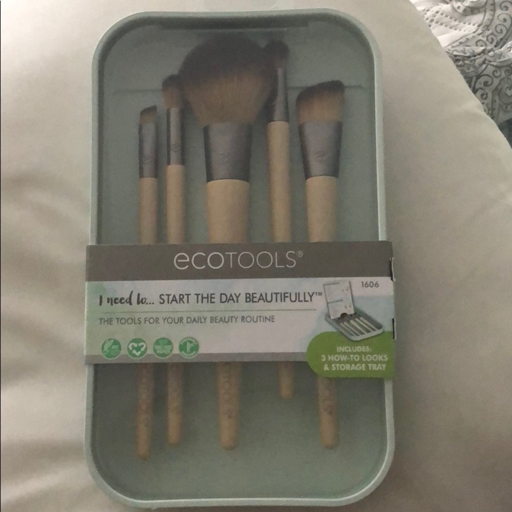 EcoTools makeup brushes